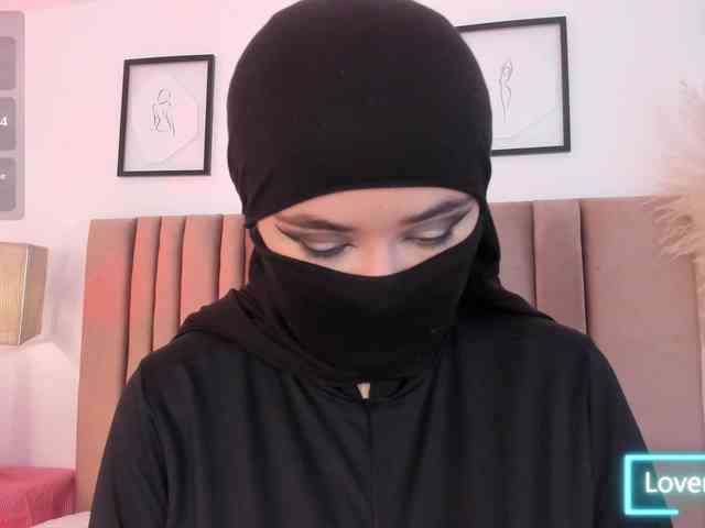 adiila webcam