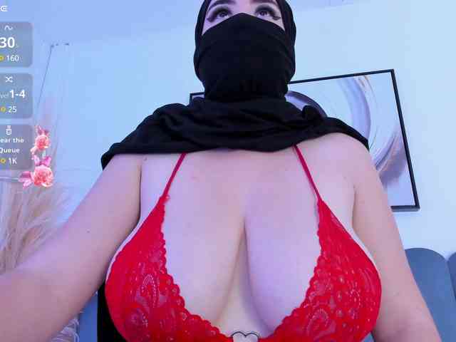 adiila webcam