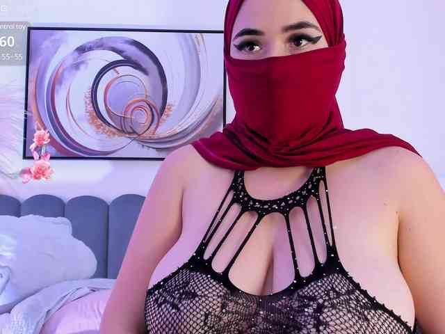 adiila webcam