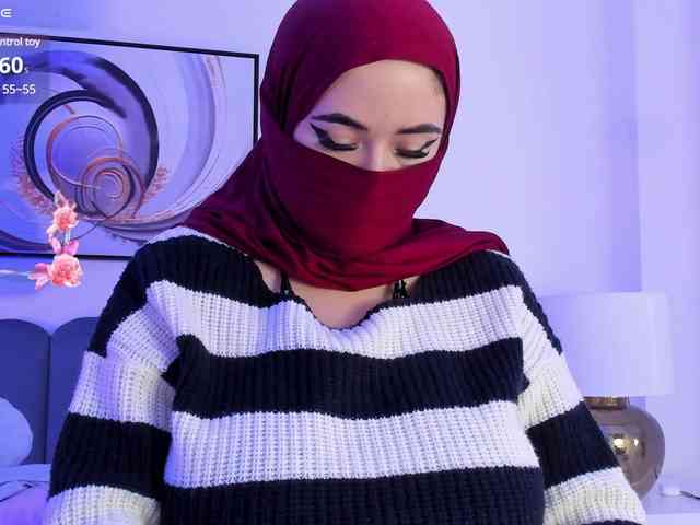 adiila webcam
