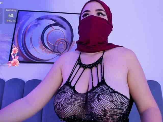 adiila webcam