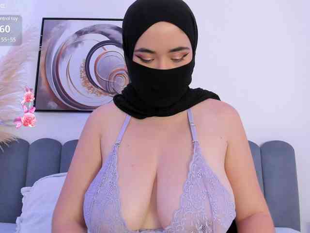 adiila webcam