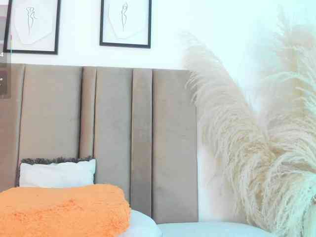 adiila webcam
