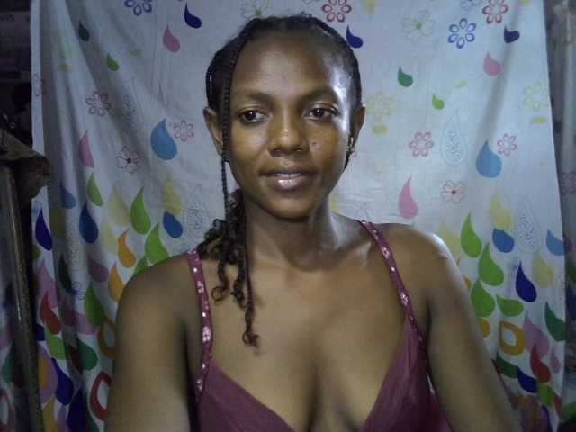 VallyRaz — Hi love . Happy too see you. KissTits 40Ass 30Asholl 35Full naked 80More show for pvt ?