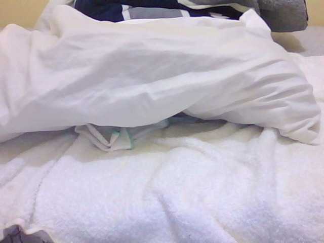 Cute-vee's BongaCams show and profile