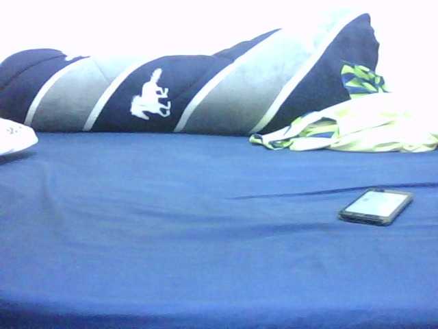 Cute-vee webcam bongacams model stream image