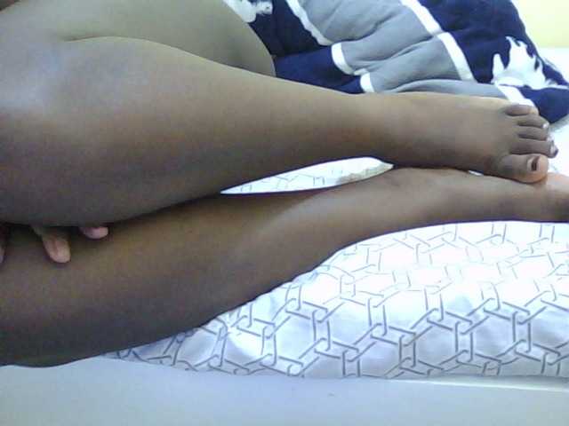 Cute-vee's BongaCams show and profile