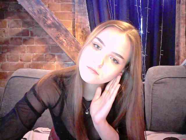 Jillian-Mel Jillian-Mel