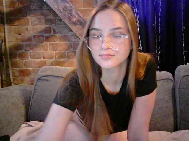 Jillian-Mel Jillian-Mel