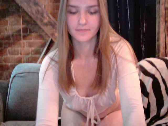 Jillian-Mel webcam