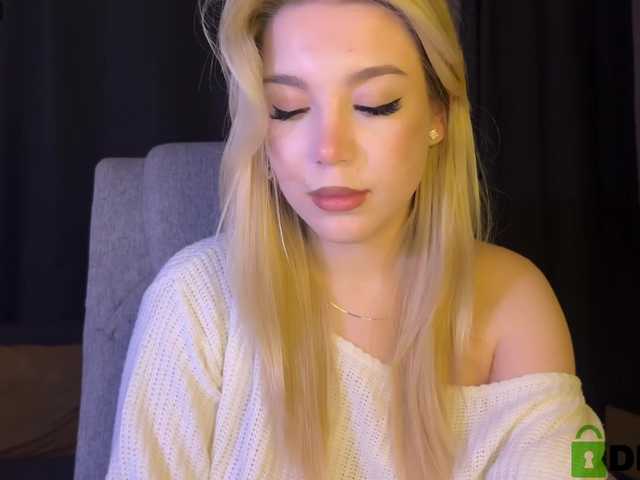 MiamiMur's BongaCams show and profile