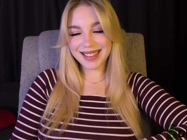 MiamiMur's BongaCams show and profile