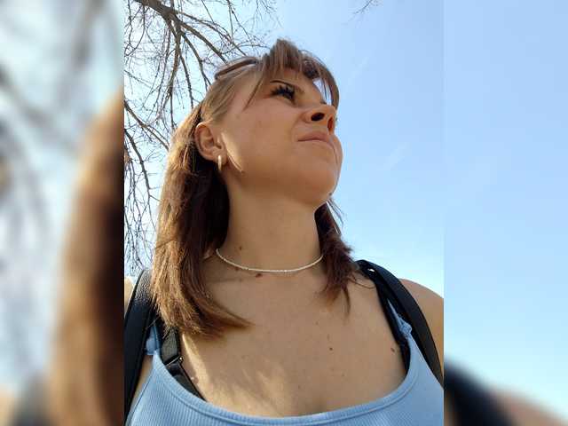 MiamiMur's BongaCams show and profile