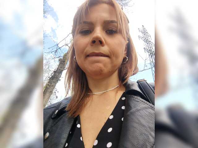 go to chat with Victoria_Secret