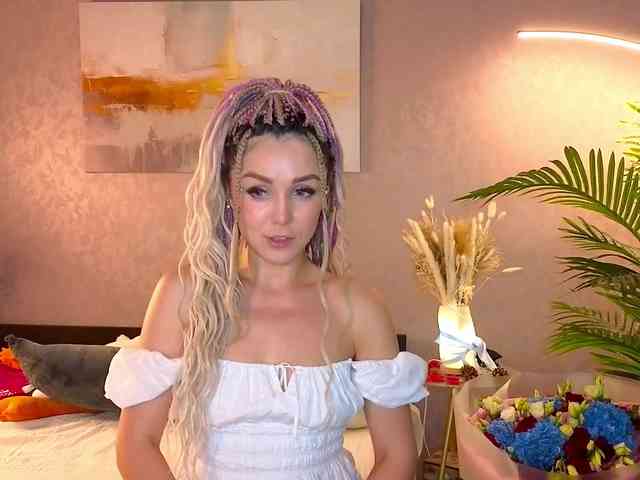 Sonya_Mur webcam