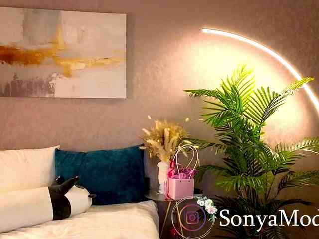Sonya_Mur webcam