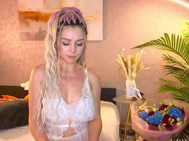 Sonya_Mur webcam