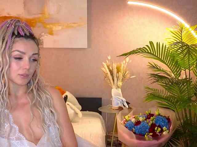 Sonya_Mur webcam