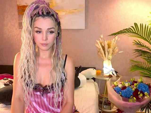 Sonya_Mur webcam