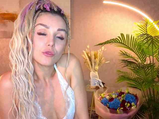 Sonya_Mur webcam