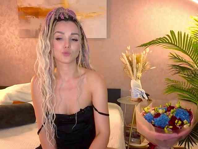 Sonya_Mur webcam
