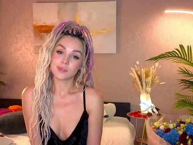 Sonya_Mur webcam