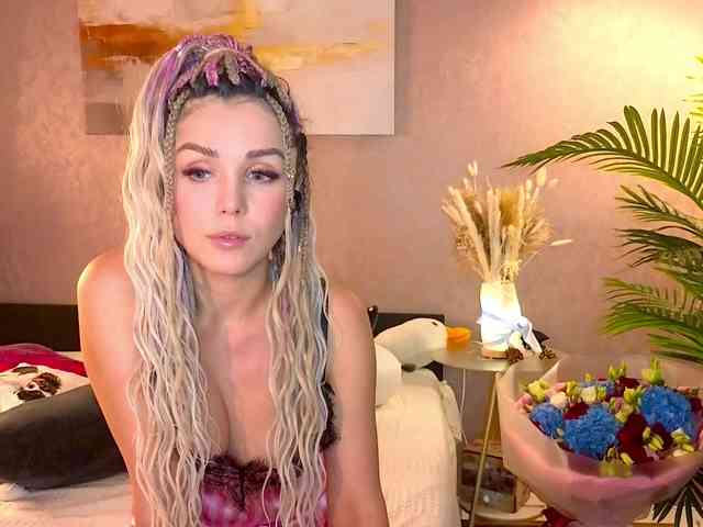 Sonya_Mur webcam