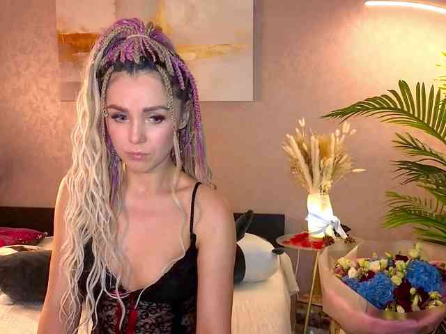 Sonya_Mur webcam