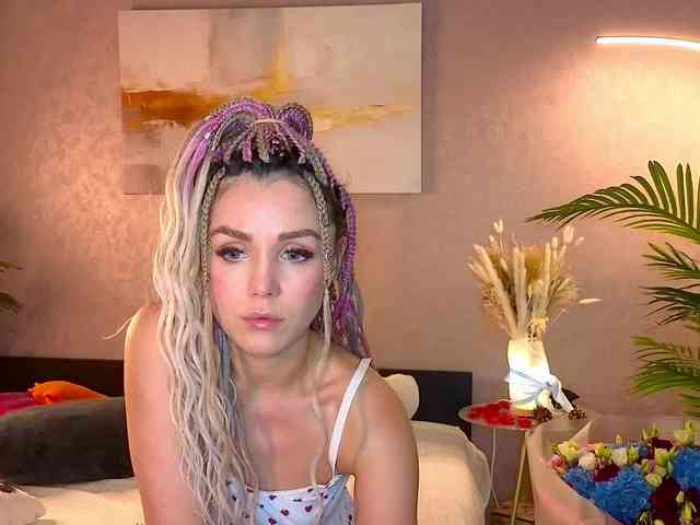 Sonya_Mur webcam
