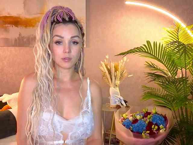 Sonya_Mur webcam