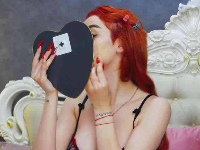 LexyFox webcam