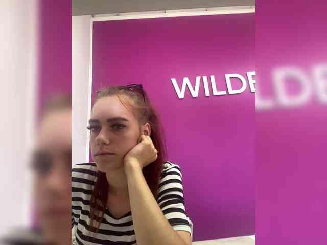 ksenia310 Live Webcam on BongaCams