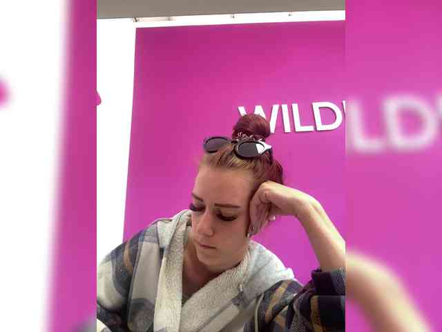 ksenia310 webcam