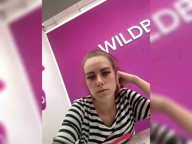 porno chat Ksenia310