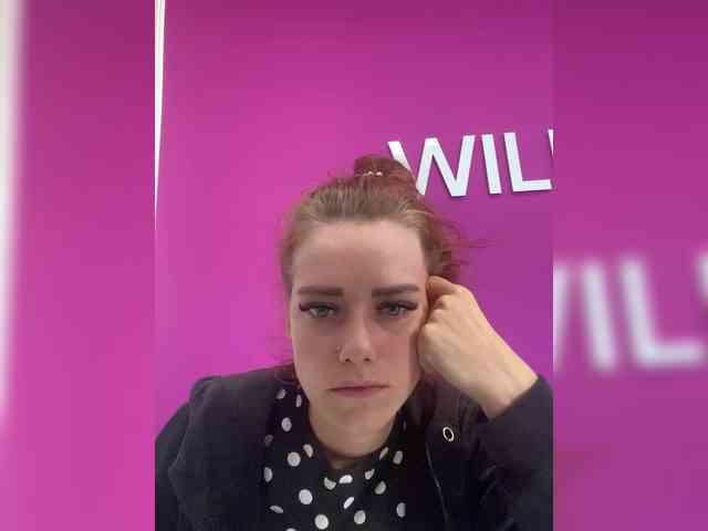 ksenia310 Live Webcam on BongaCams