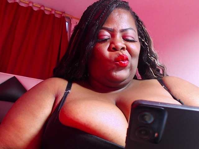 ShantalBBW's BongaCams show and profile