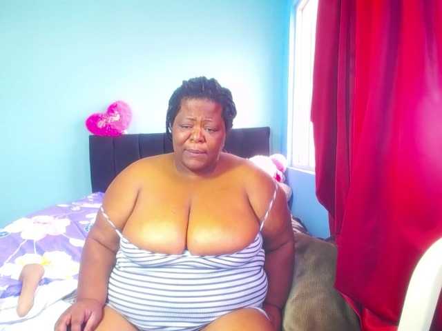 ShantalBBW's BongaCams show and profile