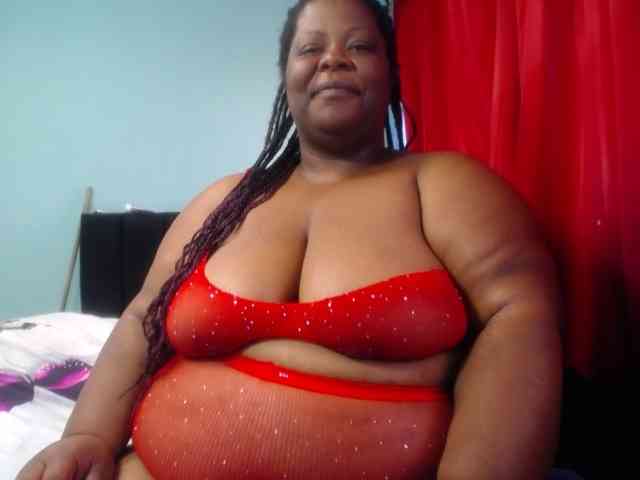 ShantalBBW webcam