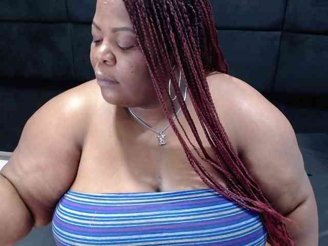 ShantalBBW webcam