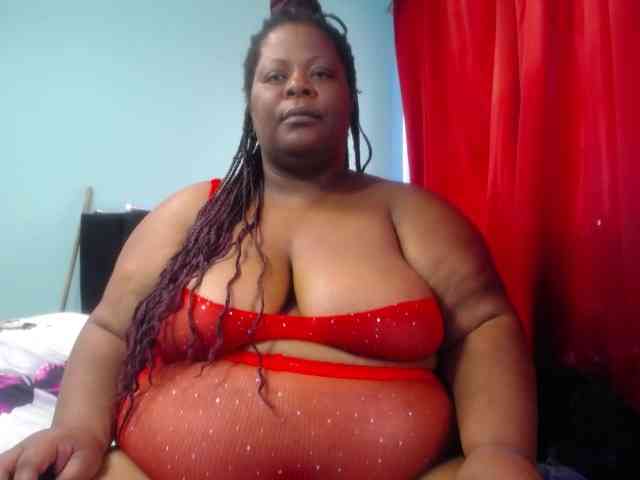 ShantalBBW webcam