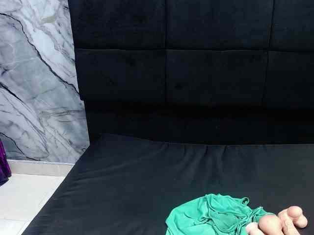 ShantalBBW webcam