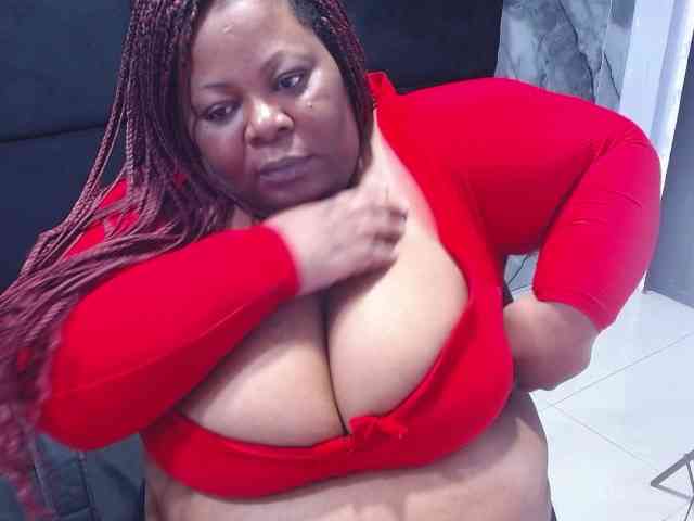 ShantalBBW webcam