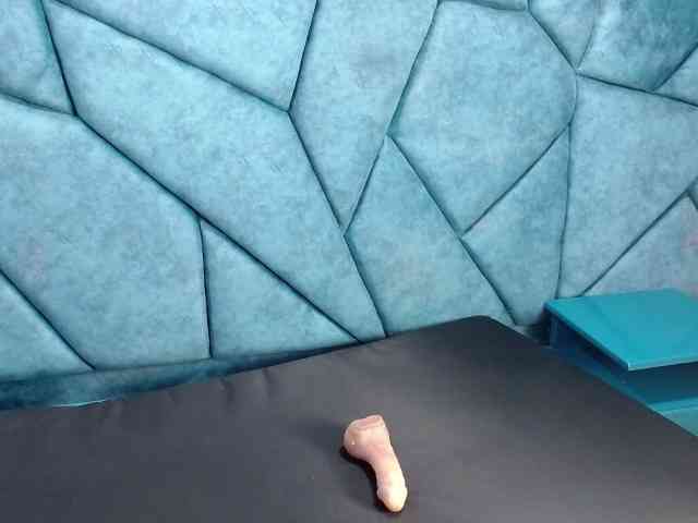ShantalBBW webcam