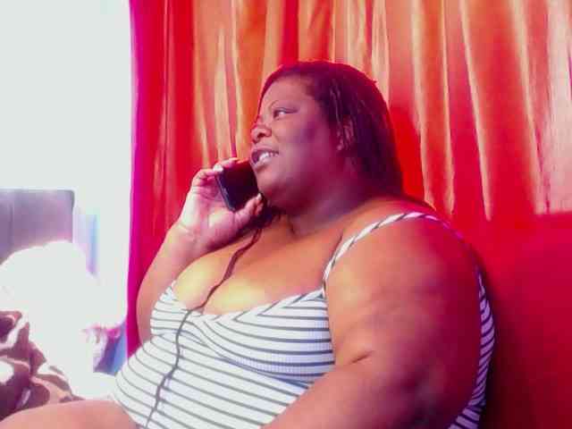 ShantalBBW webcam