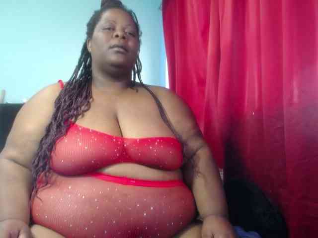 ShantalBBW webcam