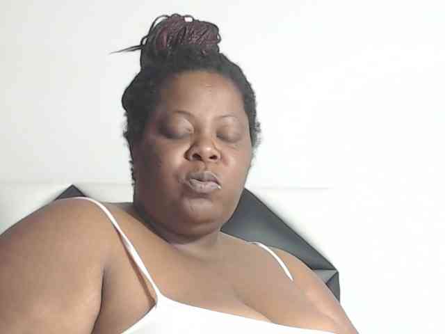 ShantalBBW ShantalBBW