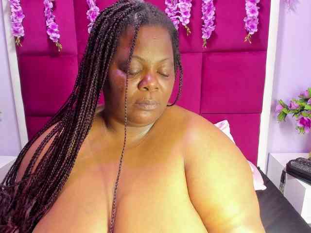 ShantalBBW ShantalBBW