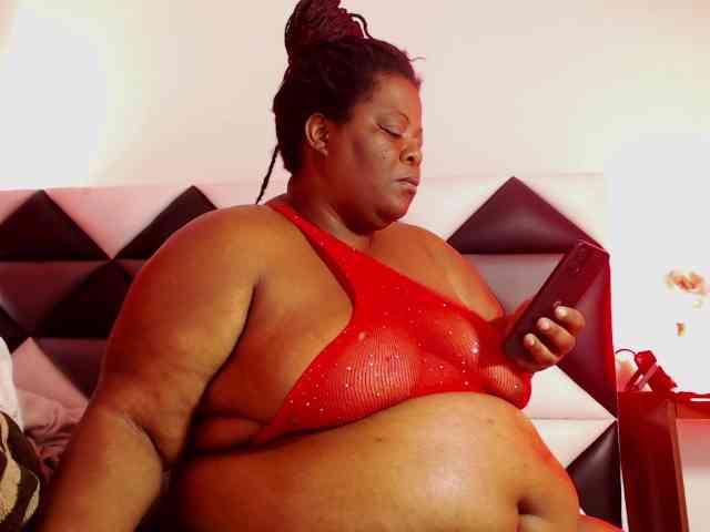 ShantalBBW webcam