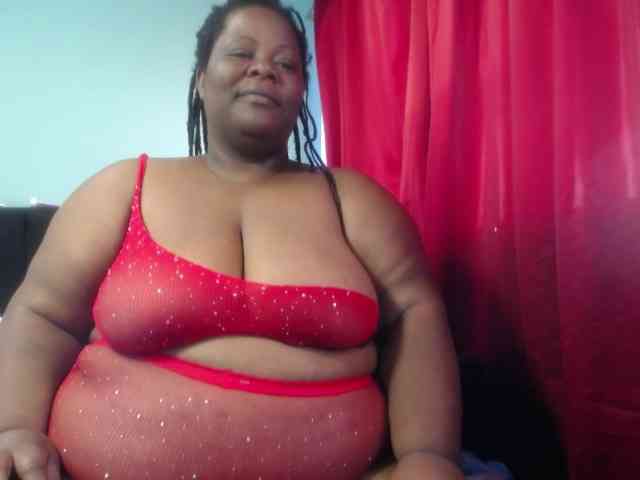 ShantalBBW webcam