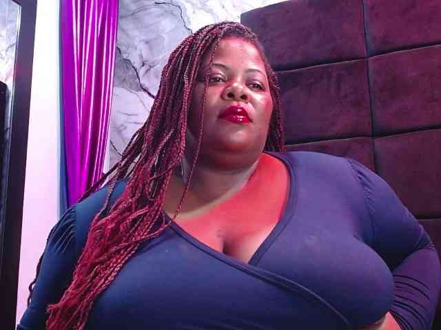 ShantalBBW webcam